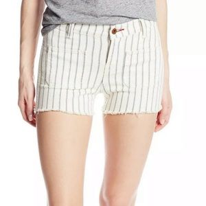 LUCKY BRAND Patch Pocket Short Size 8/29